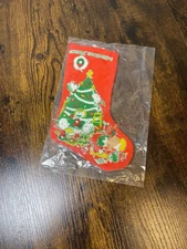 Vintage 1965 Peanuts Red mini ~ Christmas Stocking Charlie Brown Snoopy ~ Sealed