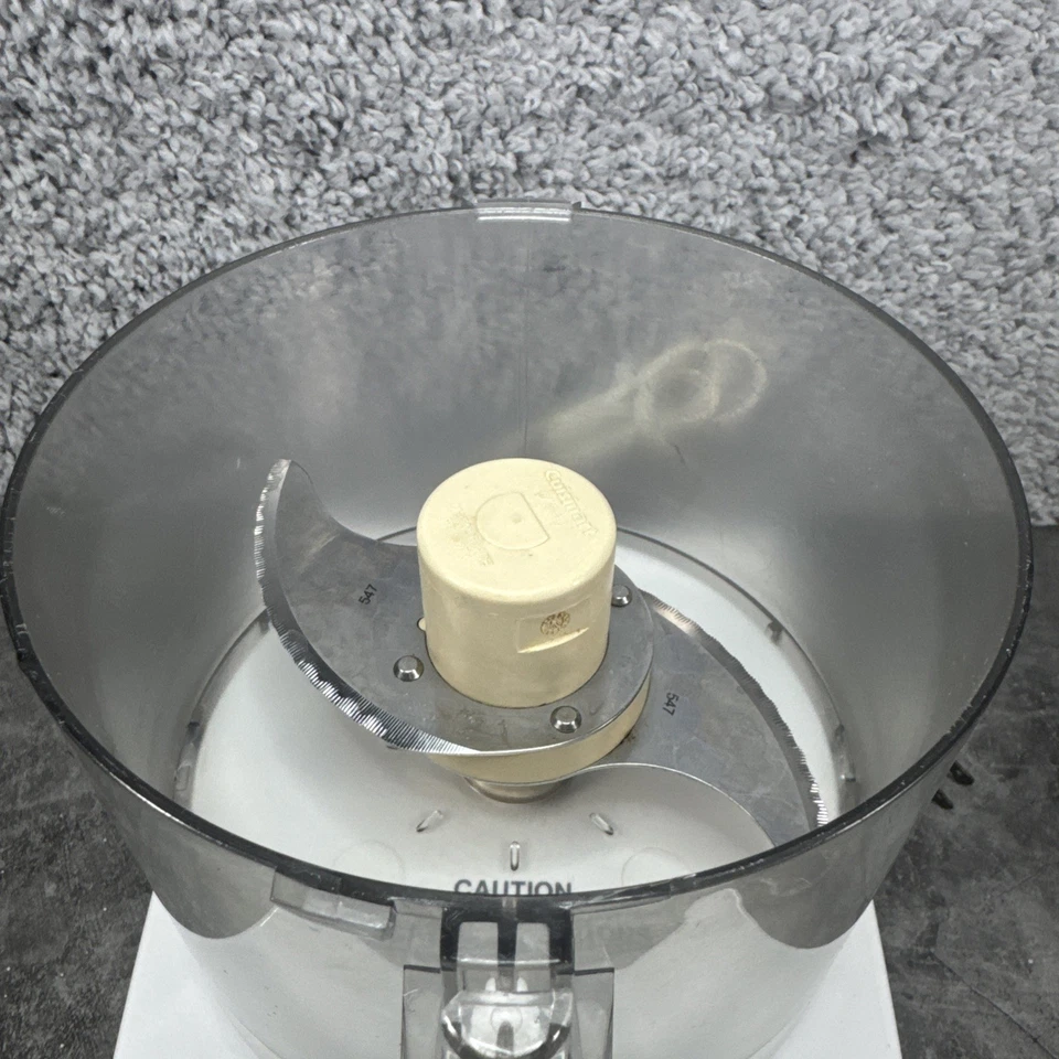 Cuisinart Food Processor DLC 5-TX With Accessories Tested and Working - Image 4 of 4