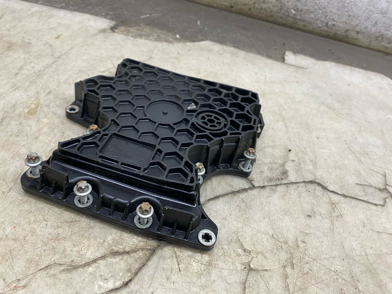 2020-2025 ASTON MARTIN DBX OEM 4.0L LOWER ENGINE OIL PAN 1770105505