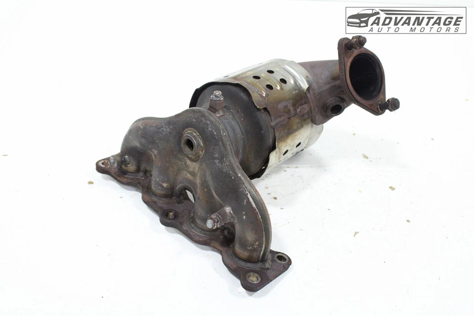 Hyundai Santa Fe 2019-2020 2,4 L tracción delantera sistema de escape tubo colector OEM Foto 2 de 4