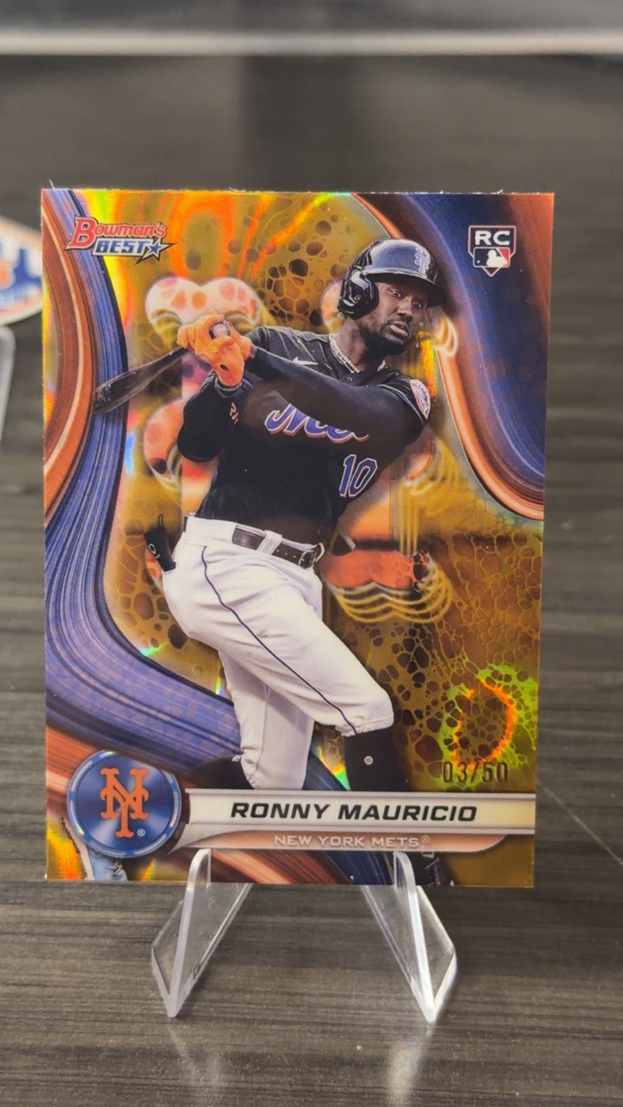2024 Bowman's Best - Ronny Mauricio #41 Gold Refractor /50 (RC)