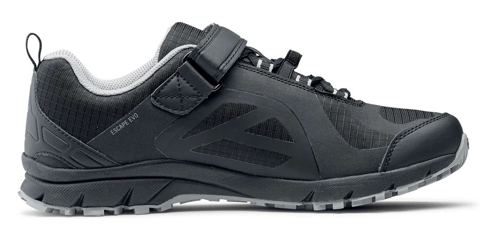 Chaussures VTT Northwave Escape Evo noires taille 40 baskets cyclisme