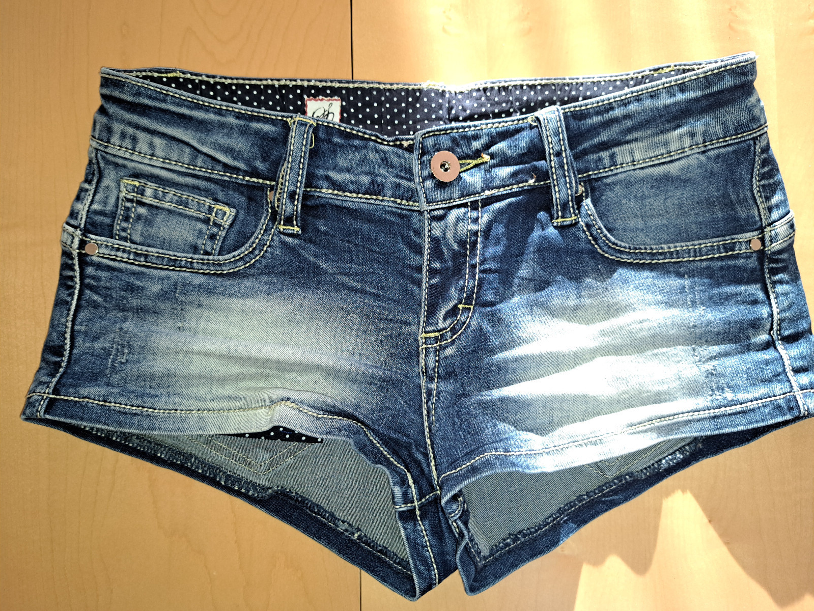 Bild 1 von 3