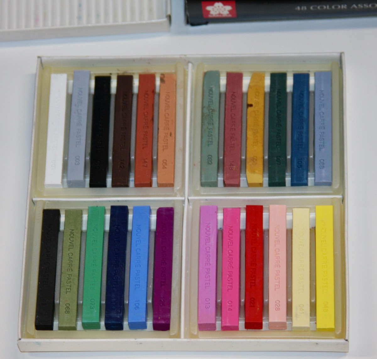 Sakura Nouvel Carré Carre Pastel 48 Color Assortment