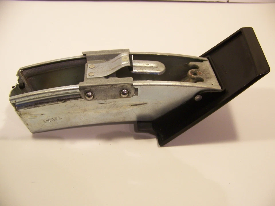 1976 CINZEIRO CHEVROLET CAPRICE BOM FABRICANTE DE EQUIPAMENTO ORIGINAL IMPALA 1975 CASA DE VIDRO CLÁSSICO - Imagem 3 de 4