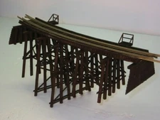 HO scale Model Railway Wood trestle Bridge  10" long 4" high