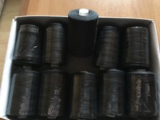 0,14€/100m) 10 x 1000 m nici do szycia grubość 120 100% poliester 2 kolory do wyboru 