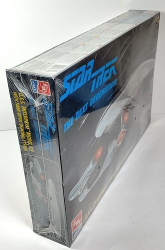 AMT ERTL Star Trek USS Enterprise Model Kit Fiber Optic Lights 8772 SEALED 1994 - Picture 4 of 6
