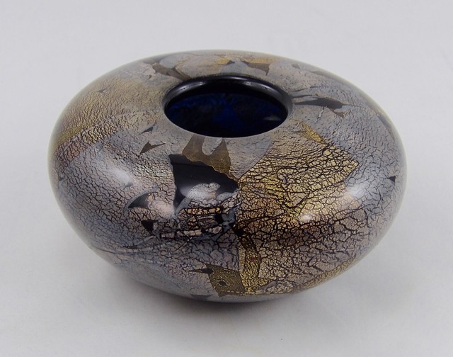 Isle Of Wight Glass Vintage Donut Shape Vase With 22K G And Silver eBay