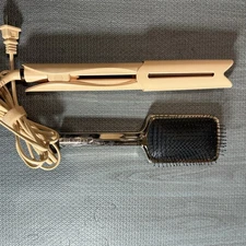 Kristin Ess Hair Signature Styling Set 3-in-1 Ceramic Flat Iron With Hair Brush