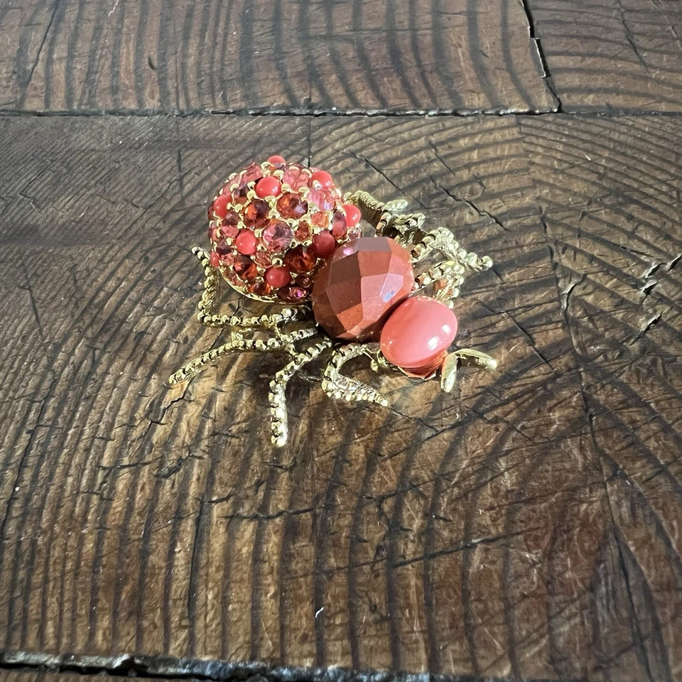 Joan Rivers Vtg. Signed 18K Gold Plated Coral Red Swarovski Spider Critter Pin - Image 3 of 4
