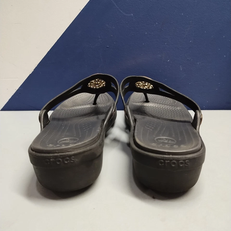 Sandalias Crocs Sanrah Circle Chanclas Para Mujer EE. UU. 11 Negras Cuña Cómodas Sin Cordones Foto 3 de 4