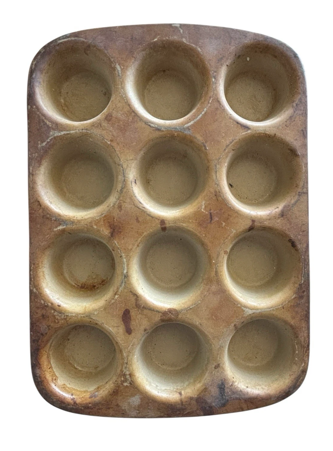 Pampered Chef Family Heritage Stoneware 12 Cupcake Muffin Pan Baking- SEASONED