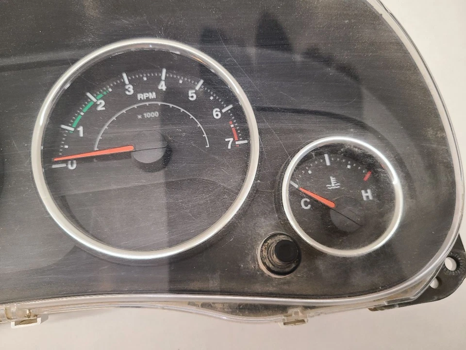 2015 2016 2017 2018 JEEP WRANGLER Speedometer Cluster VIN W 6th Digit Body  - Image 4 of 4