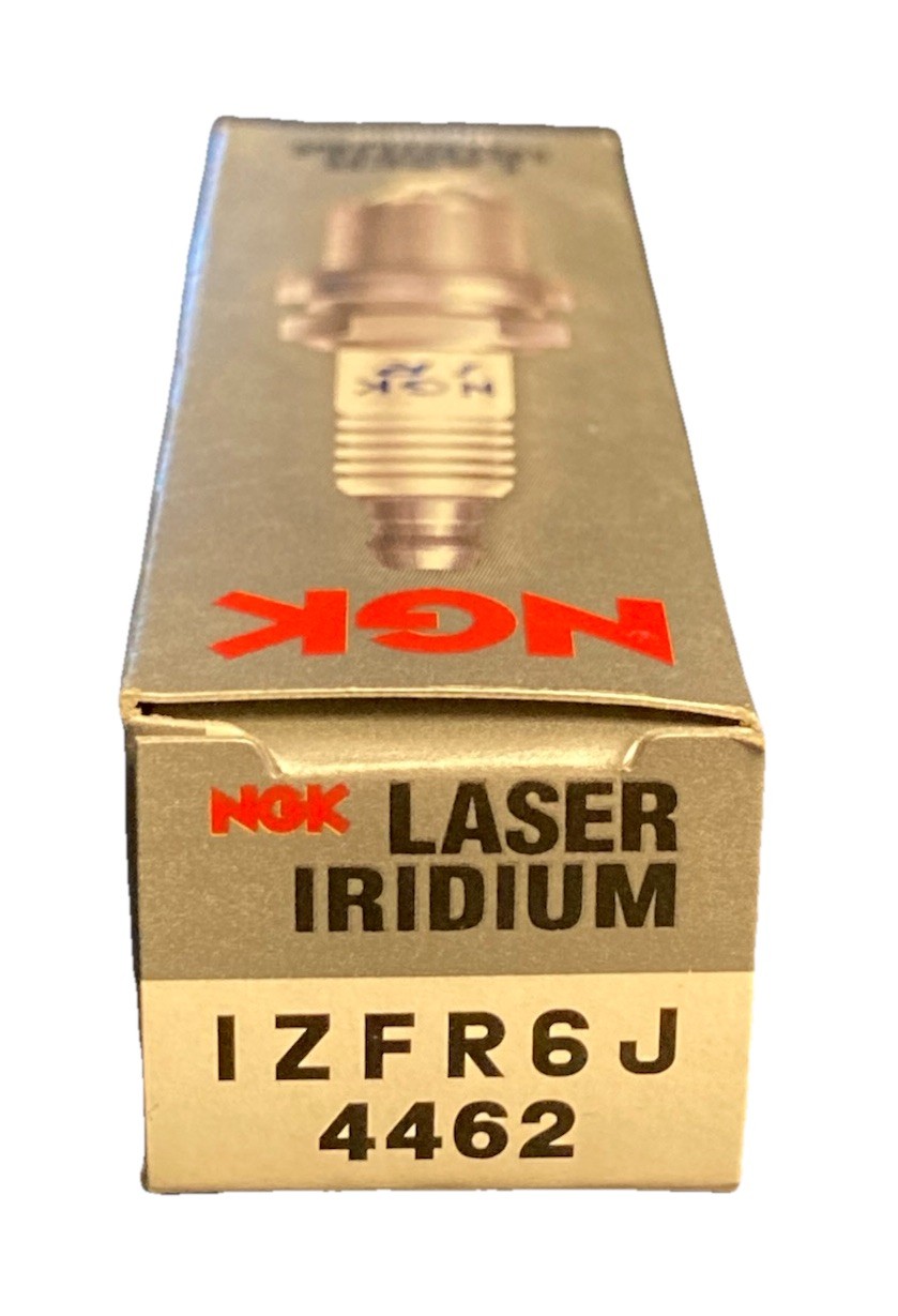 New NGK Spark plug IZFR6J Stock # 4462 for Mercury 8M0037136 / 33-843220Q