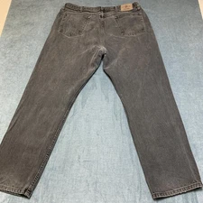 Wrangler Authentic Jeans Men 40x32 Gray Denim Comfort Everyday Wear Straight Leg