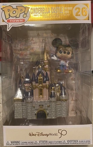 Funko Pop Town: Walt Disney World 50th - Cinderella Castle And Mickey Mouse #26