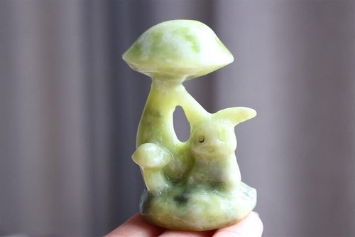 2.3" Natural jade Carved Mushroom Reiki Healing Crystal Decor Crystal Gifts 1PC - Picture 2 of 9
