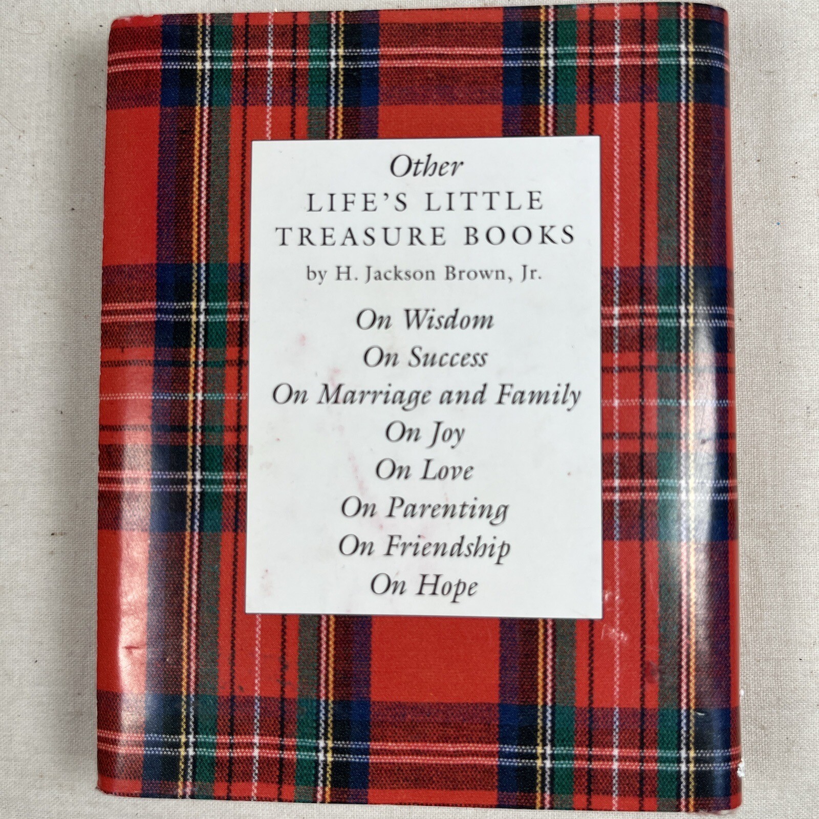 LIFE'S LITTLE TREASURE BOOK OF CHRISTMAS TRADITIONS