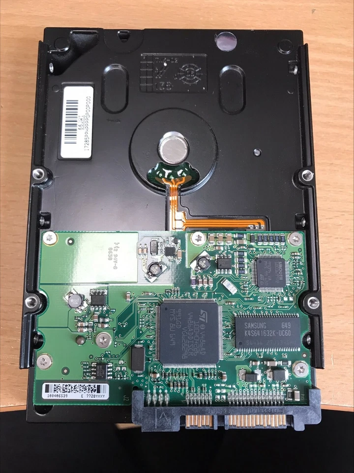 MAXTOR DiamondMax 21 320GB SATA 3.5" Hard Drive STM3320820AS 9DP13G-326 - Image 2 of 4