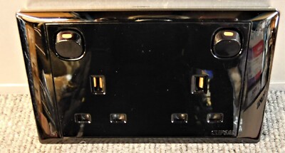 WOHNMOBIL CARAVAN PFERDEBOX BOOT CLIPSAL DOPPELSTECKER STECKDOSE 13A 250V SCHWARZ