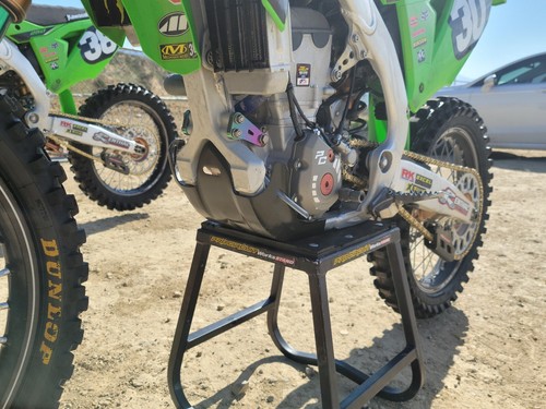 LIGHTSPEED GLIDE PLATE, FRONT DISK GRD, CHAIN GUID, REAR CAL GRD. KX450 KIT - Picture 9 of 11
