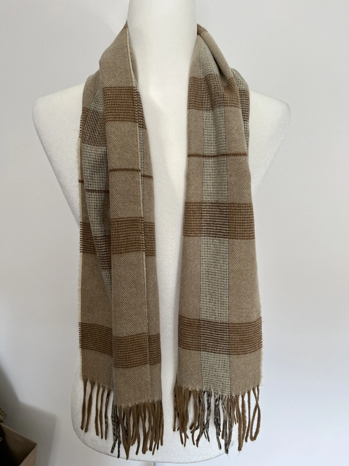CHRISTIAN DIOR Foulard Monsieur Cashmaire à franges 11”x48” *D9