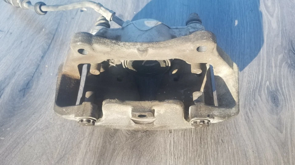 Pinza de freno delantera derecha pasajero AUDI A5 QUATTRO 2008-2011 FABRICANTE DE EQUIPOS ORIGINALES Foto 4 de 4