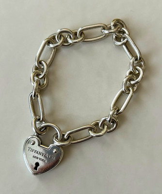 Tiffany & Co. .925 Silver Heart padlock Toggle Link Chain Charm Bracelet Signed