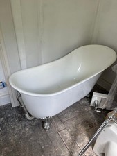 Harlow 1610 x 705mm Slipper Bath + Chrome Leg Set