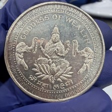 999 Silver Goddess Lakshmi Coin 20g Indian Devotional Medallion 1996 R02