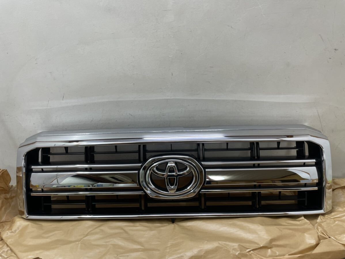 TOYOTA OEM Land Cruiser 70 Series Radiator Grille Grill Chrome