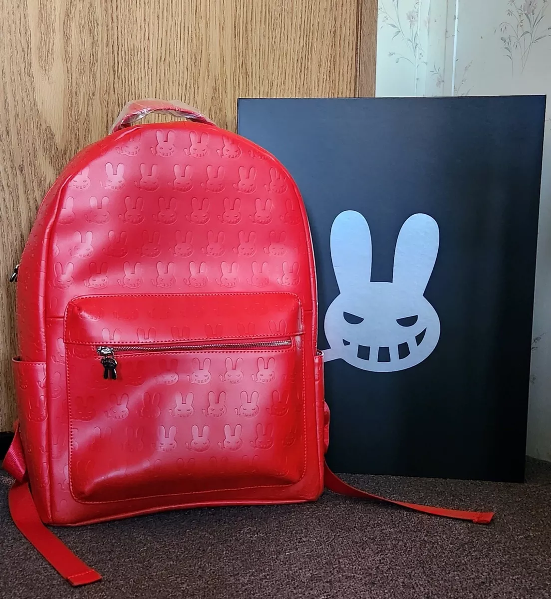 Patent leather backpack Louis Vuitton x Supreme Red in Patent