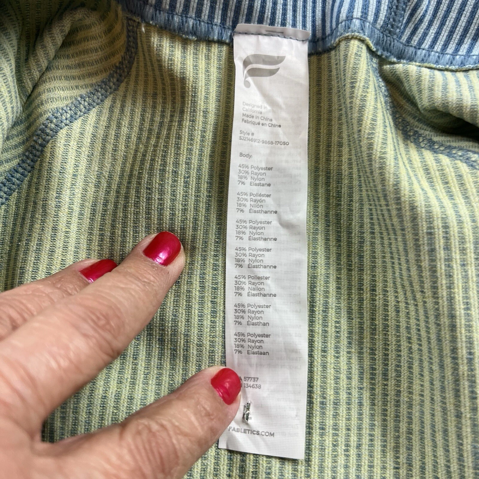 fabletics seamless fitted zippered sculpknit sports bra jacket