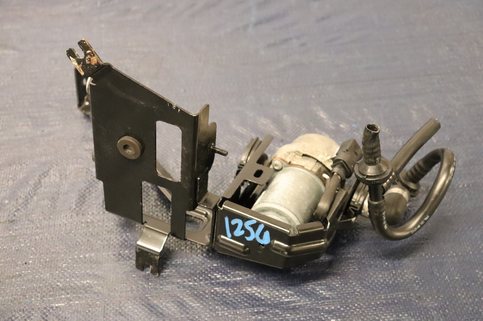 2012 AUDI R8 5.2 QUATTRO SPYDER V10 OEM BRAKE BOOSTER VACUUM PUMP #1256