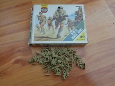 VINTAGE AIRFIX HO/OO 1/72 EIGHTH ARMY COMPLETE 49 SOLDIERS 01709-3