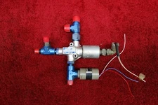 Wright, Condec Skydrol Valve, 3 Way Isolation Thrust Reverser W/Switch PN13027-4