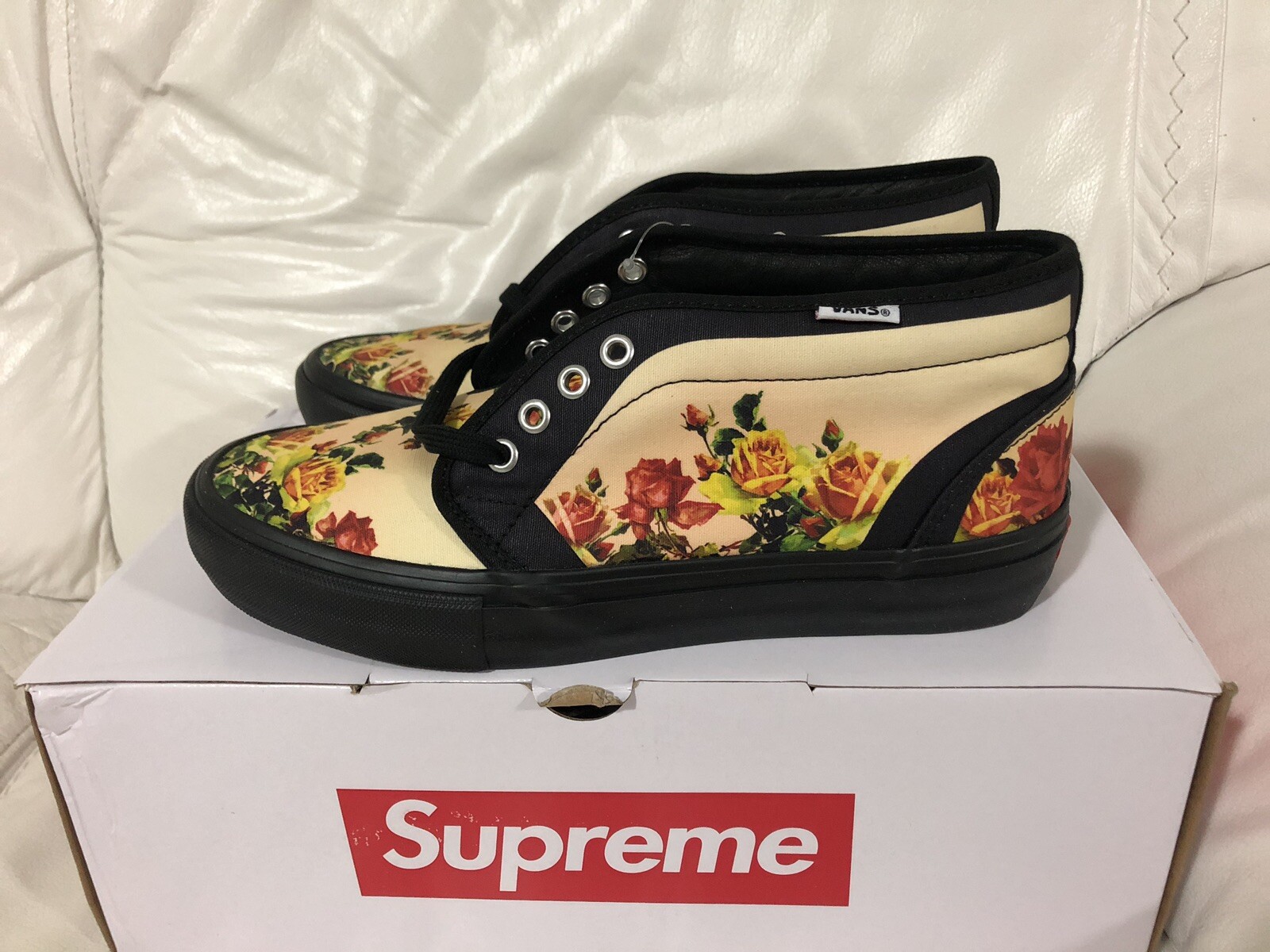 Supreme Vans Jean Paul Gaultier Chukka SS19 Melocotón Negro para Hombres Nuevos Supreme Vans Jean Paul Gaultier Chukka SS19 Melocotón Negro para Hombres Nuevos
