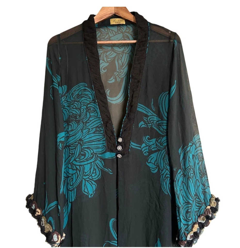 🌿 复古 La Dolce Samira 和服连衣裙 均码 黑色 花卉 刺绣 透明 — 第 4/4 张图片