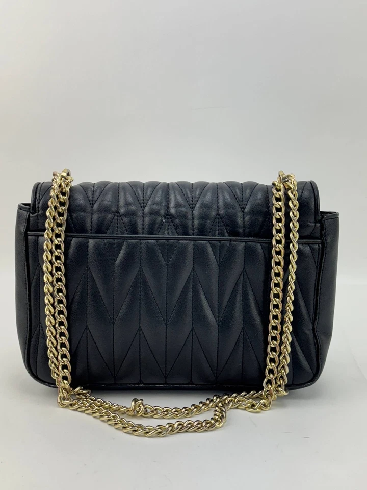 Bolso de hombro Victoria's Secret Chevron Quilt Bond Street negro Foto 2 de 4