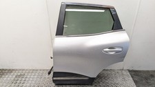RENAULT KADJAR DOOR REAR LEFT PASSENGER SIDE NEARSIDE IN SILVER 2015