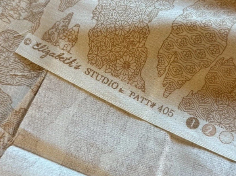 Elizabeth’s Studio Tan White Islands Floral 18 x 44” - Image 3 of 3