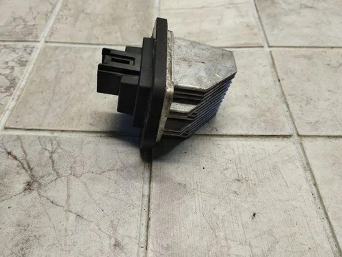 MAZDA 6 Sedan GG Blower Fan Relay PM010010B 2.30 Petrol 122kw 2006 21036147