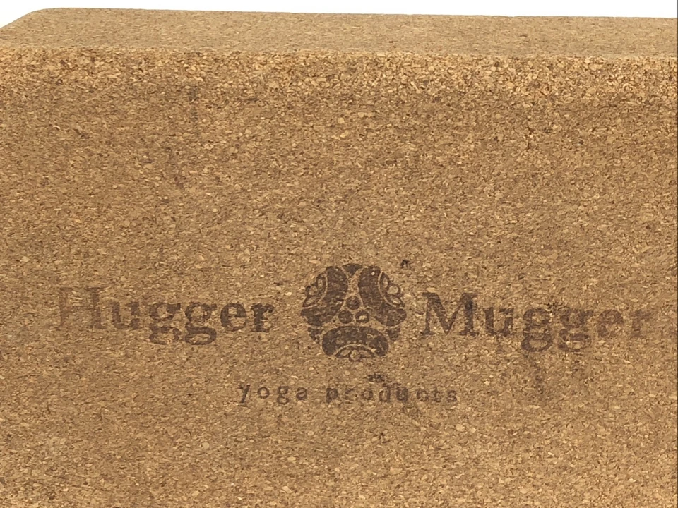 Bloque de yoga de corcho Hugger Mugger Products #1 ejercicio equilibrio atlético principiante bronceado Foto 2 de 4
