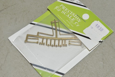 #ad HO steam locomotive PARTS brass Precision Scale Co 4839 1 1 2quot; unions elbows $3.00