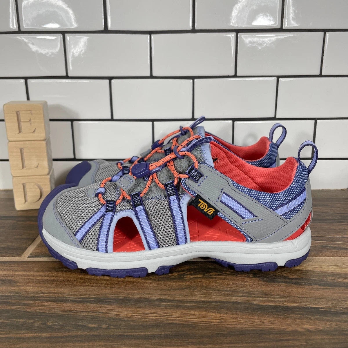 Teva hotsell size 3