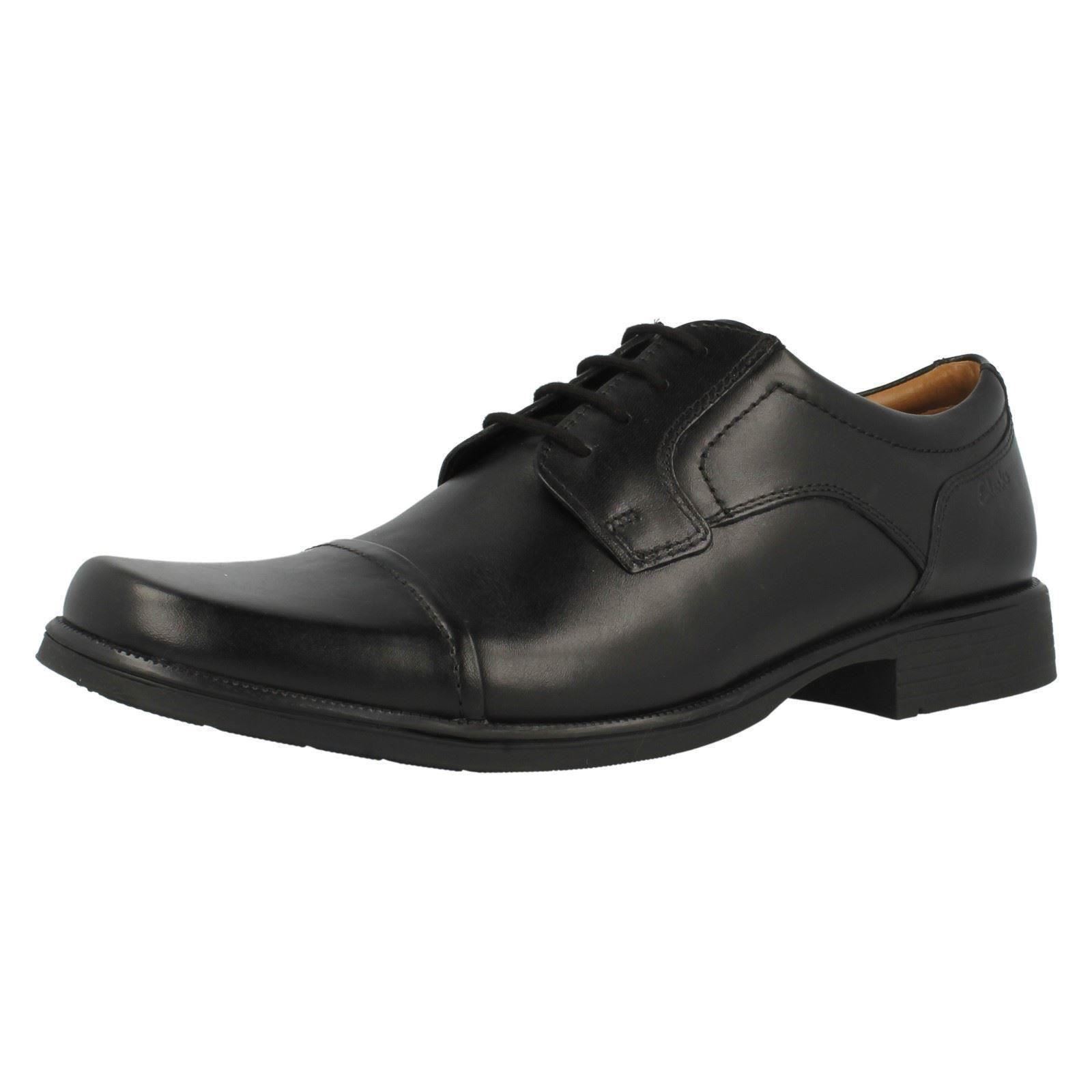 Men's Clarks Lace Up Formal Shoes The Style - Huckley Cap Men's Clarks Lace Up Formal Shoes The Style - Huckley Cap