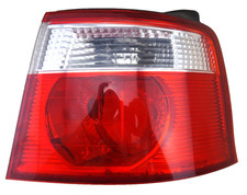 Rückleuchte Rücklicht Aussen Rechts KIA Carens 2. Generation 2002 – 2006