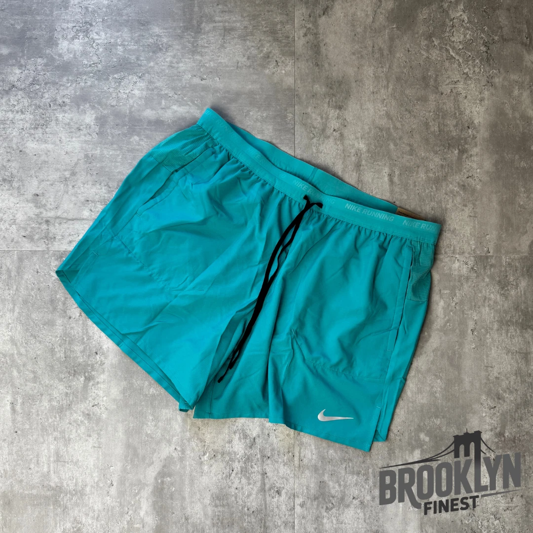 Nike Dri-Fit Stride Men's 5 Inch Brief-Lined Running Shorts Authentic DM4755-345
Opens in a new wind