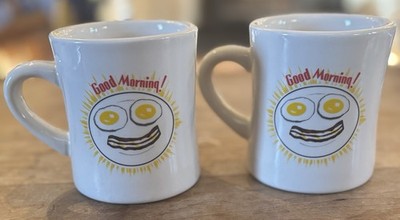VTG Coffee Mugs Good Morning! Bacon & Eggs Smiley   Restaurant Style Set Of 2